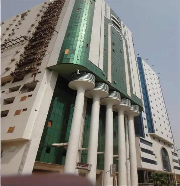 Al-Mukram / Saleh Abdulaziz Al-Saawi
